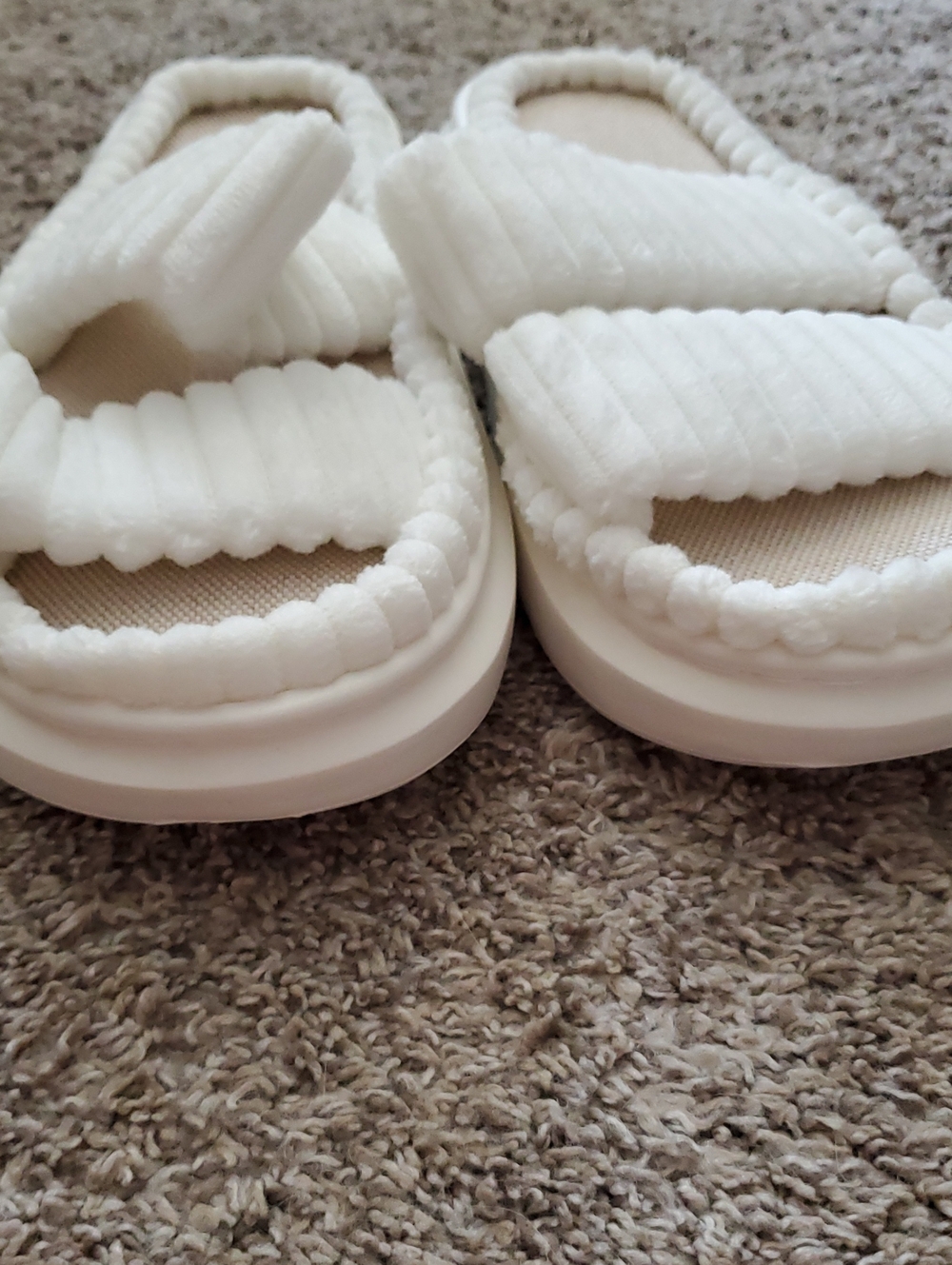 Plush Ribbed Slide Slippers - Picture 3 of 6